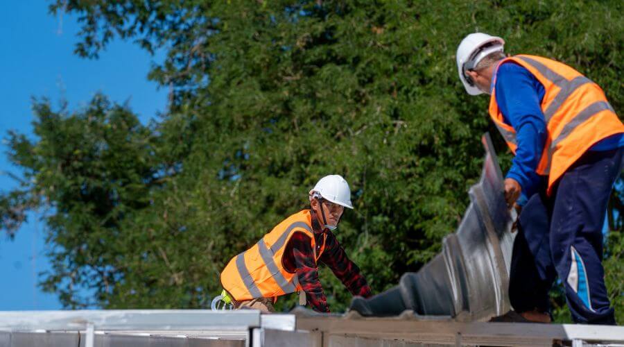 Professional new roof installation services in Montrose, AL